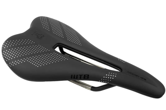 Satula WTB GRAVELIER Medium 140 mm Hiilikiskot