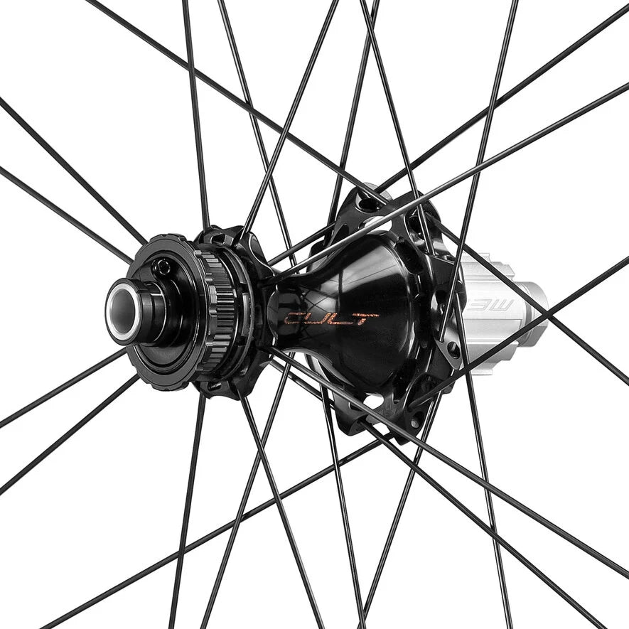 Pari CAMPAGNOLO BORA ULTRA WTO 45 C23 DISC pyörät renkailla (keskuslukitus)