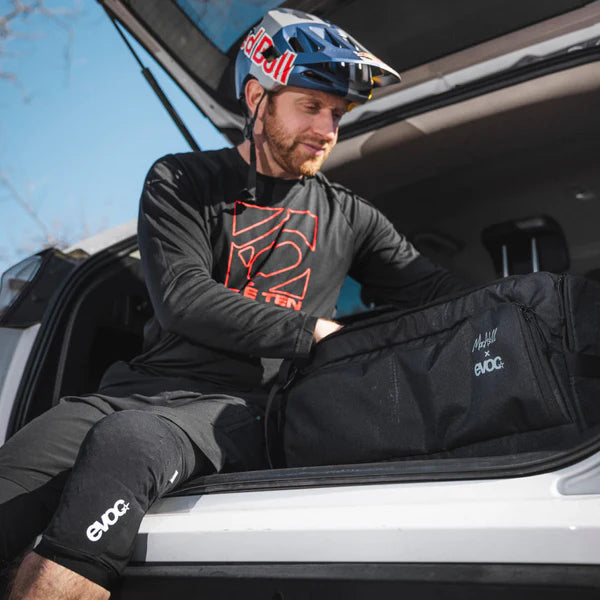 Matkalaukku EVOC BAG 55L MACASKILL Matkalaukku EVOC BAG 55L MACASKILL