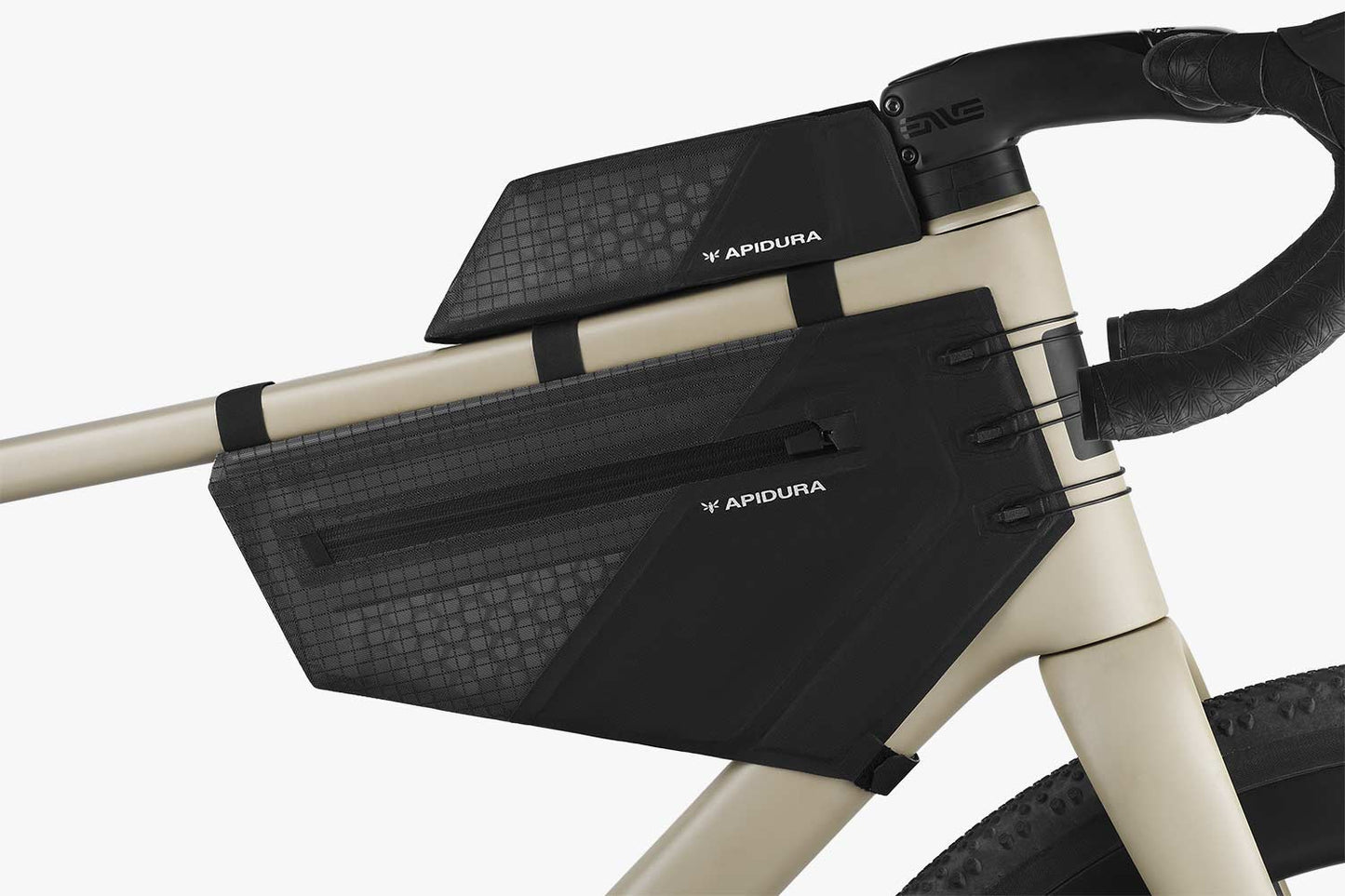 Pakkaus APIDURA AERO SYSTEM runkolaukkuja musta