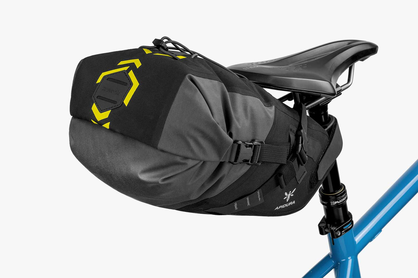 APIDURA BACKCOUNTRY SADDLE PACK 6 L Musta/harmaa