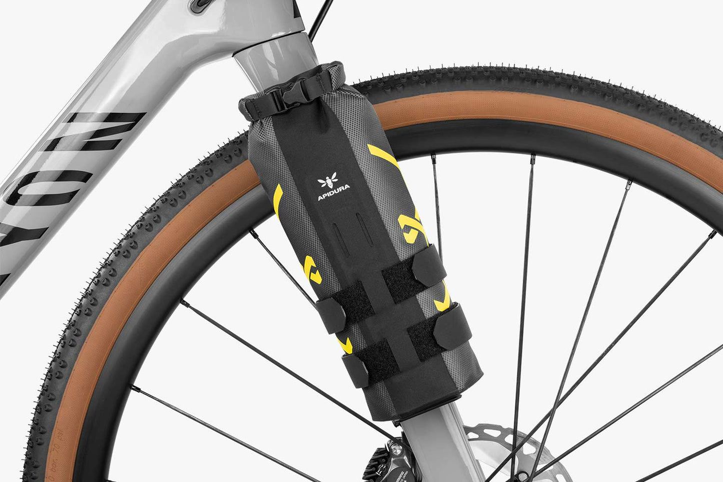 APIDURA EXPIDITION CARGO CAGE PACK 1.3 L haarukkapussi musta