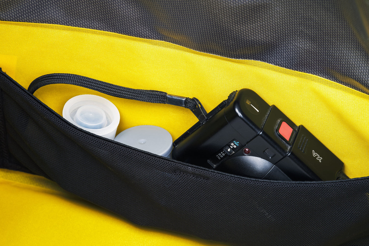 APIDURA EXPEDITION FRONT RACK PACK 20 L ohjaustankolaukku musta