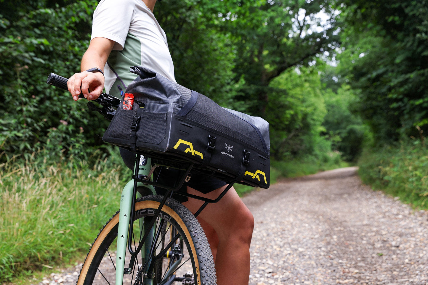 APIDURA EXPEDITION FRONT RACK PACK 20 L ohjaustankolaukku musta