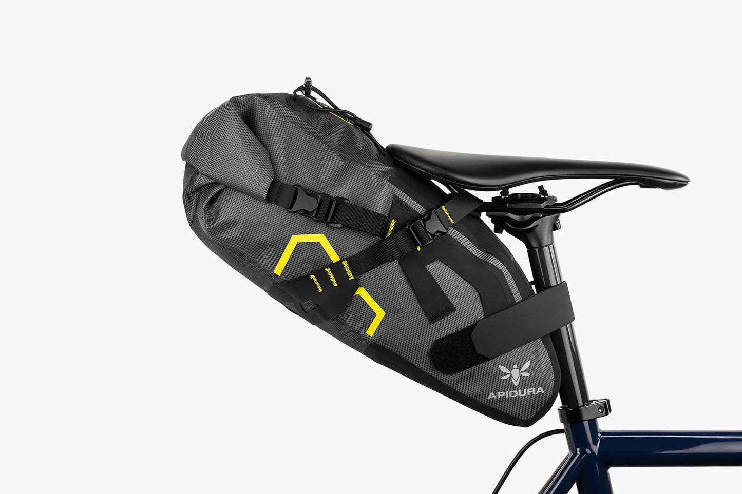 APIDURA EXPEIDITION SATTELIPAKKAUS 9 L Musta