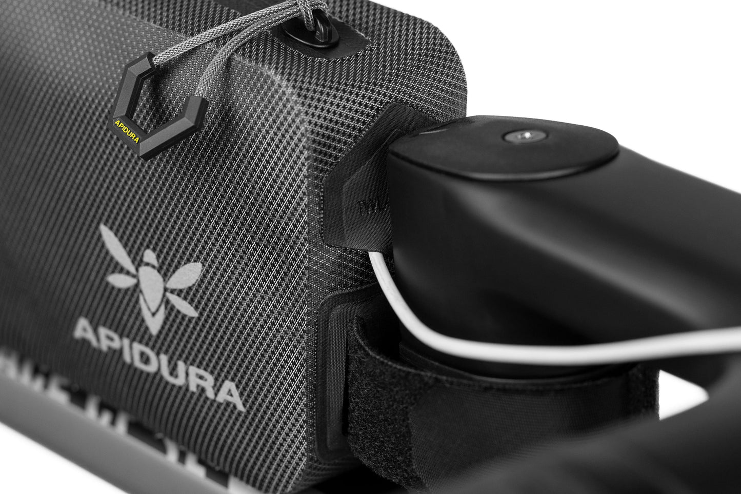 APIDURA EXPEDITION TOP TUB PACK 0.5 L runkolaukku musta