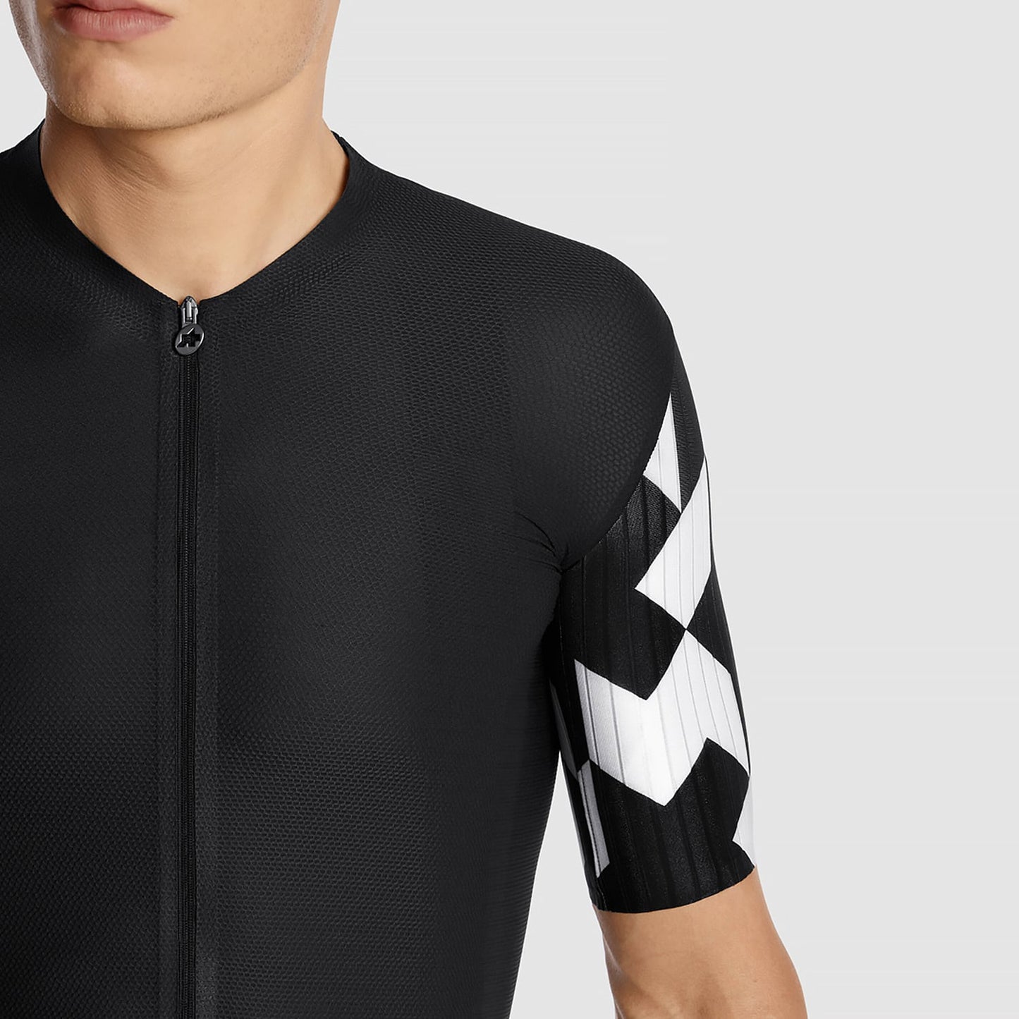 ASSOS EQUIPE RS S11 lyhythihainen trikoo musta