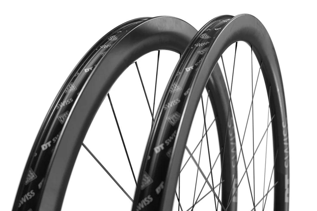DT SWISS ERC 1400 DICUT 45 DISC -takapyörä, Tubeless Ready (Center Lock)