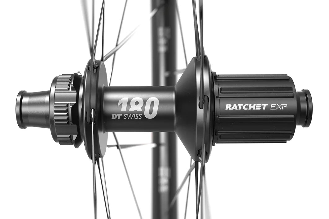DT SWISS ERC 1100 DICUT 45 DISC -takapyörä, Tubeless Ready (Center Lock)