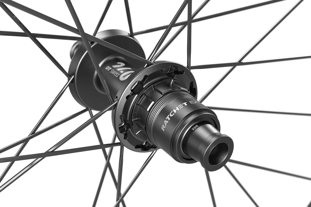 DT SWISS ERC 1400 DICUT 45 DISC -takapyörä, Tubeless Ready (Center Lock)