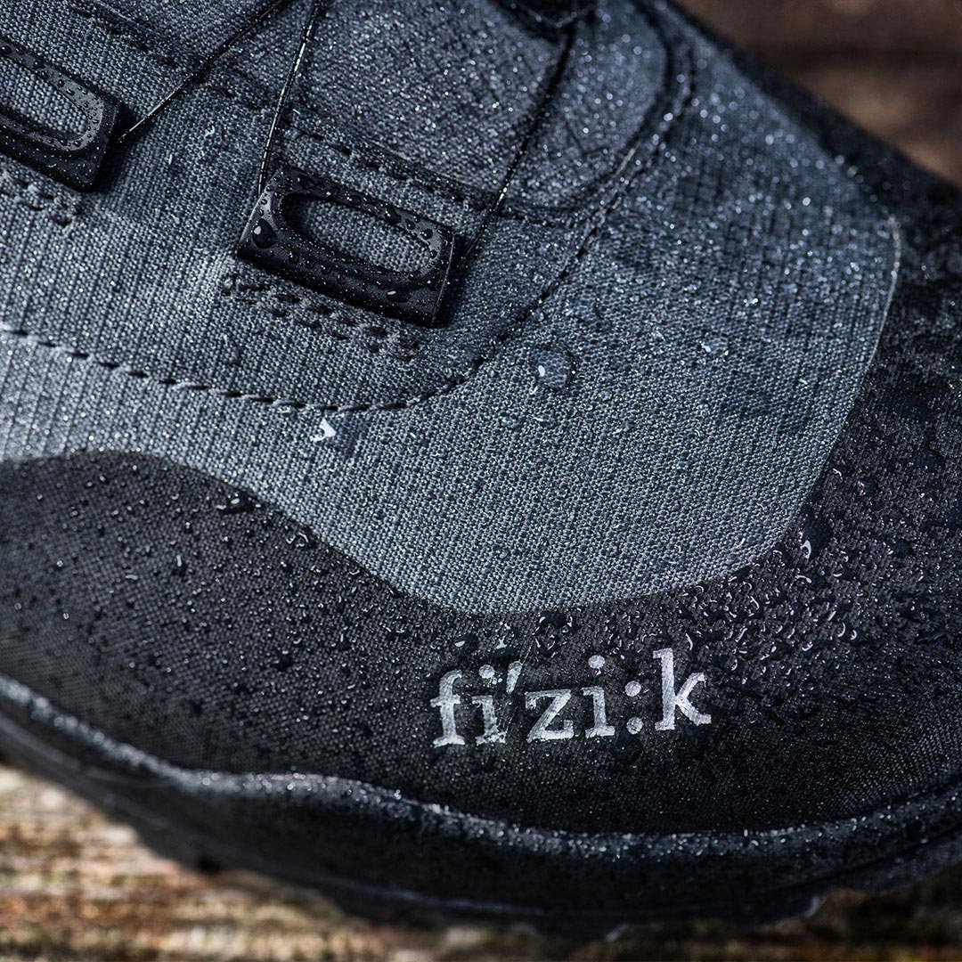 FIZIK HIVER TERRA NANUQ GTX FLAT -maastopyöräilykengät, musta/harmaa
