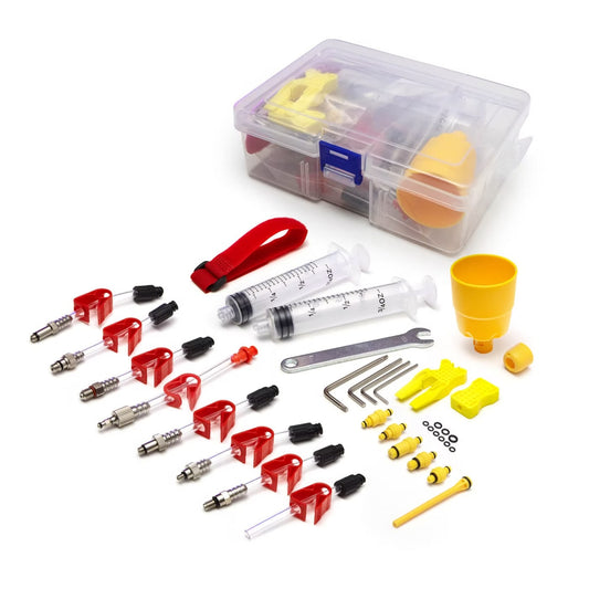 2x ruiskut. vuotokuppi. 8x adapterit. O-renkaat. tyhjennyslohkot. torx-avain. kuusiokoloavaimet.