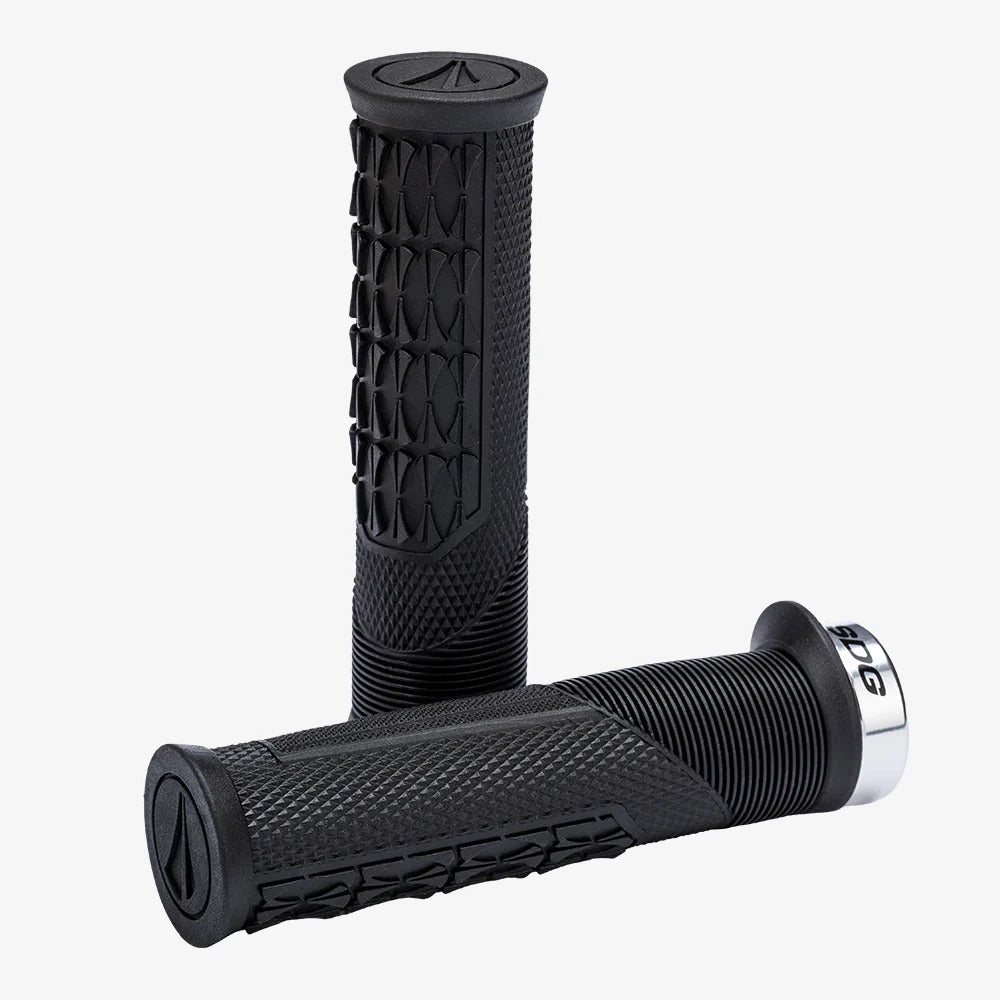 SDG OPEN CORE THRICE kahvat 136 mm musta/hopea