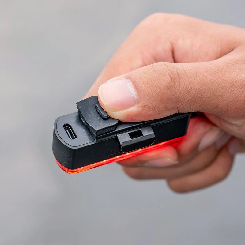 Takavalaistus RAVEMEN TR 30