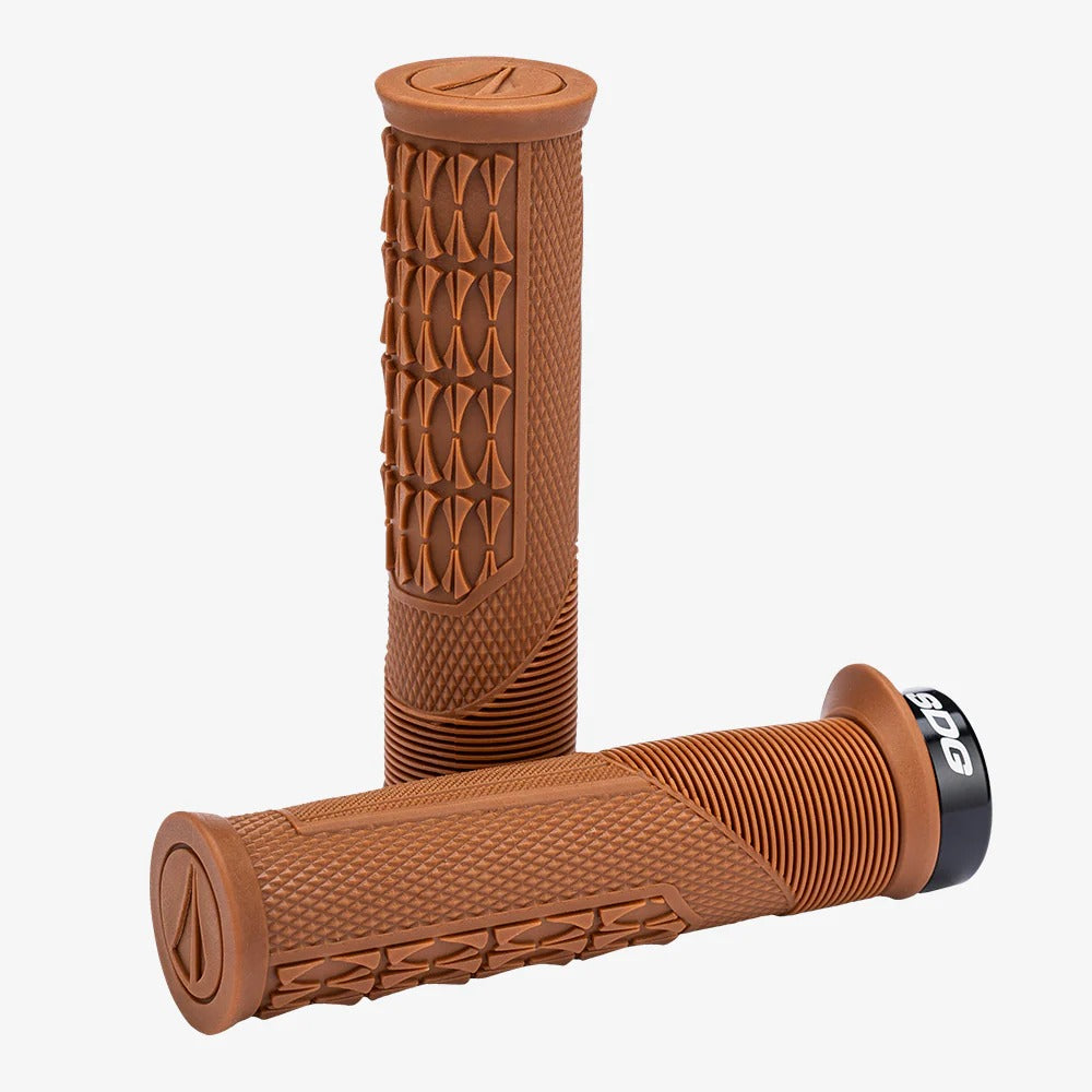 SDG OPEN CORE THRICE kahvat 136 mm Ruskea