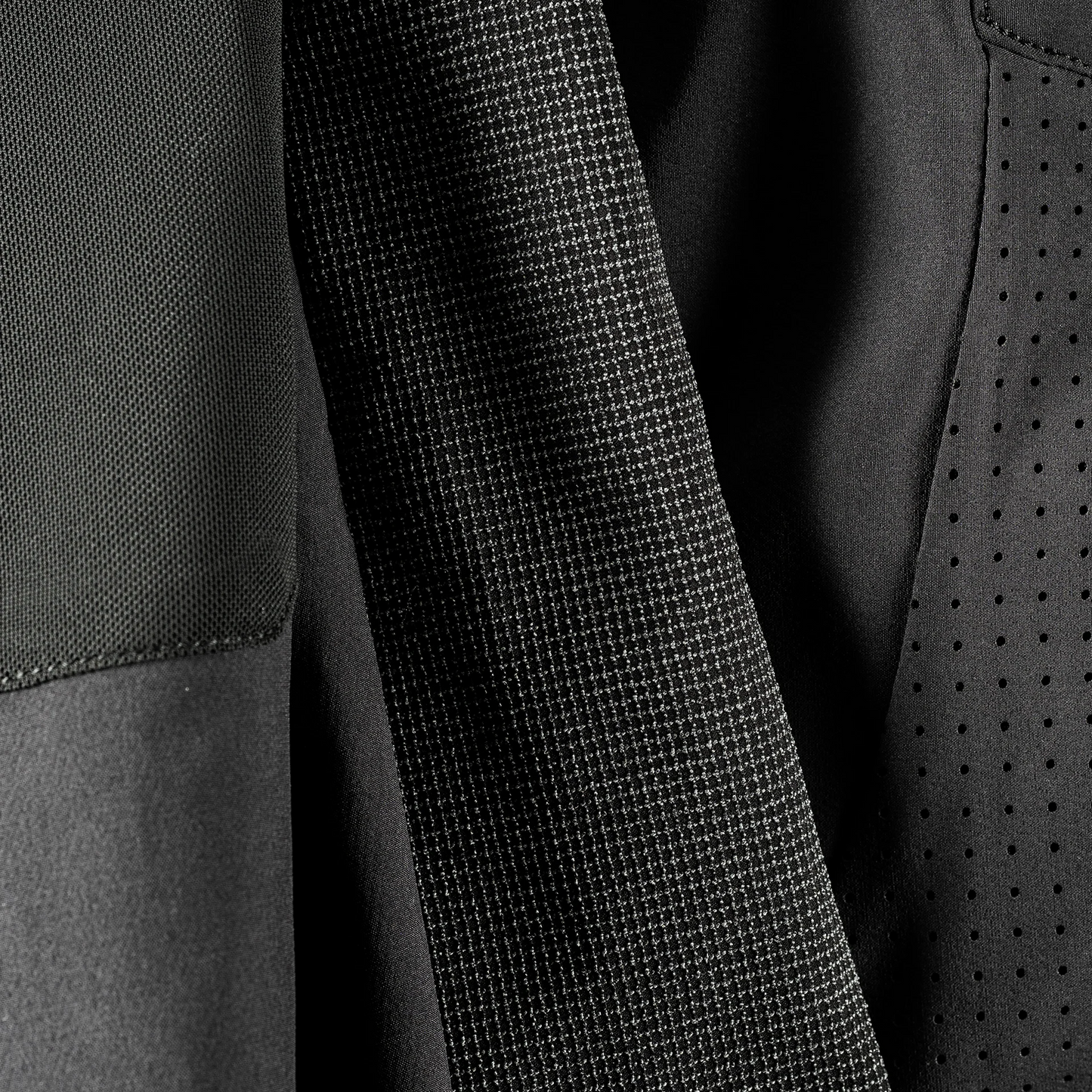 LEATT MTB GRAVITY 4.0 Housut Uusi Musta