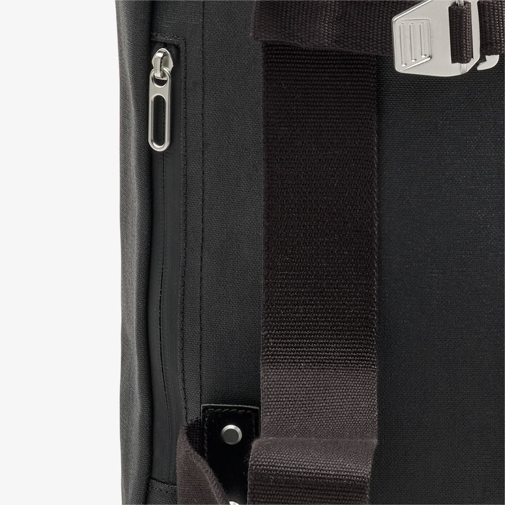Reppu BROOKS PICKWICK COTTON CANVAS 26L musta