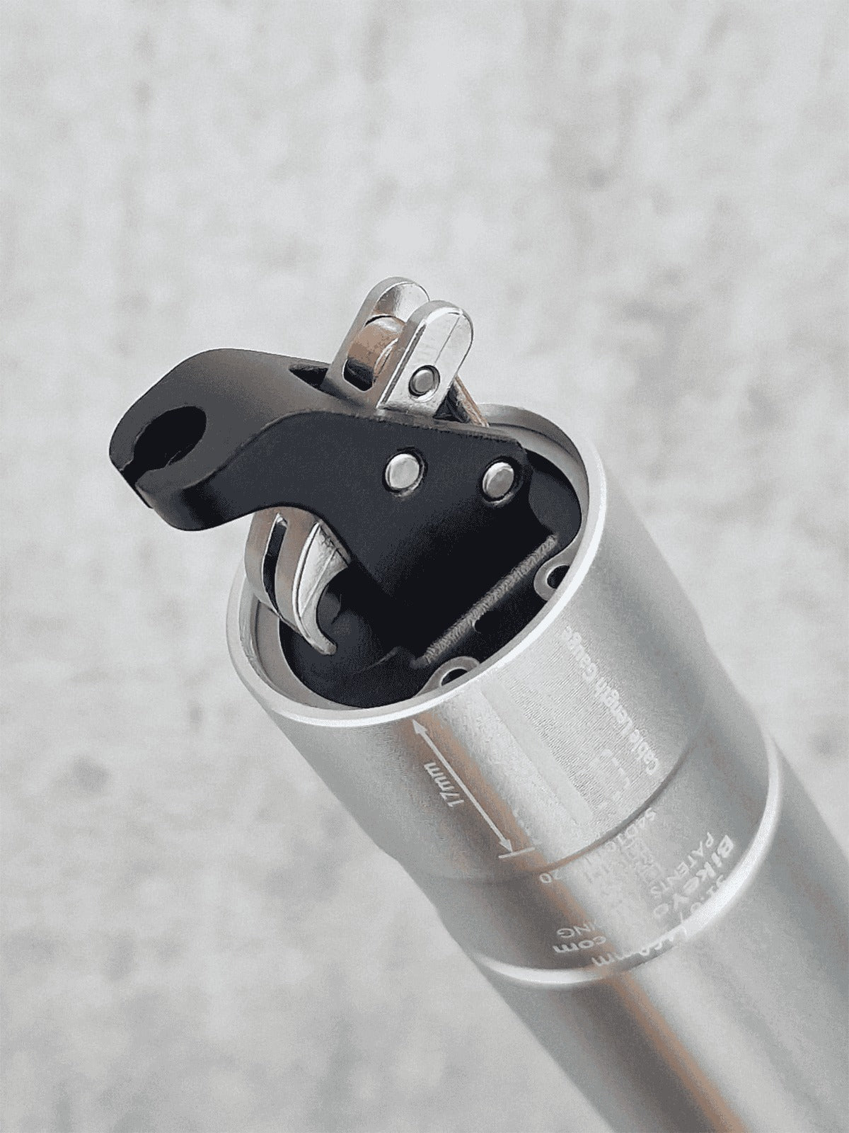 BIKEYOKE REVIVE 3.0 teleskooppinen istuinpylväs hopea