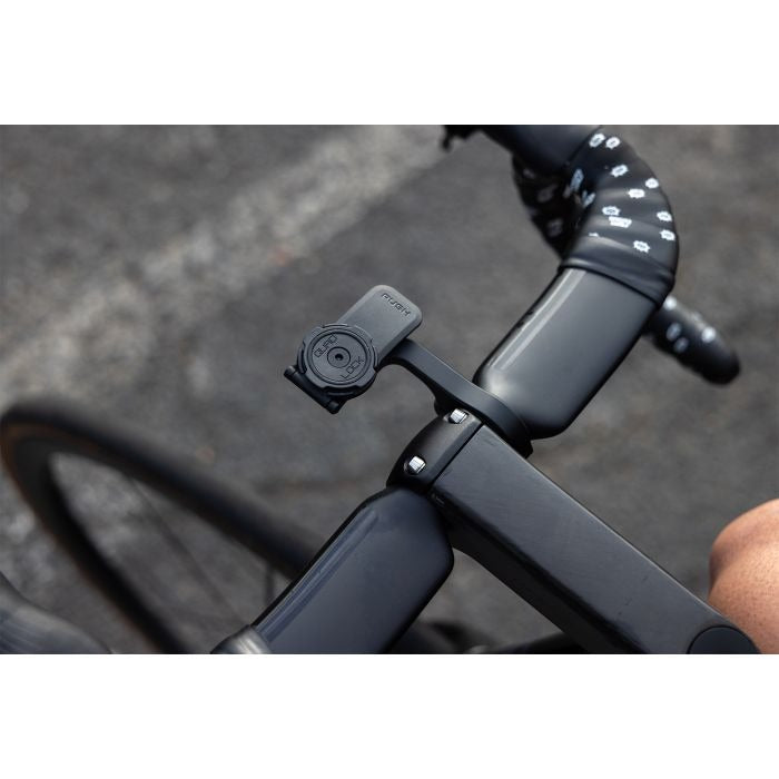 QUADLOCK OUT FRONT MOUNT PRO -kiinnityskannatin