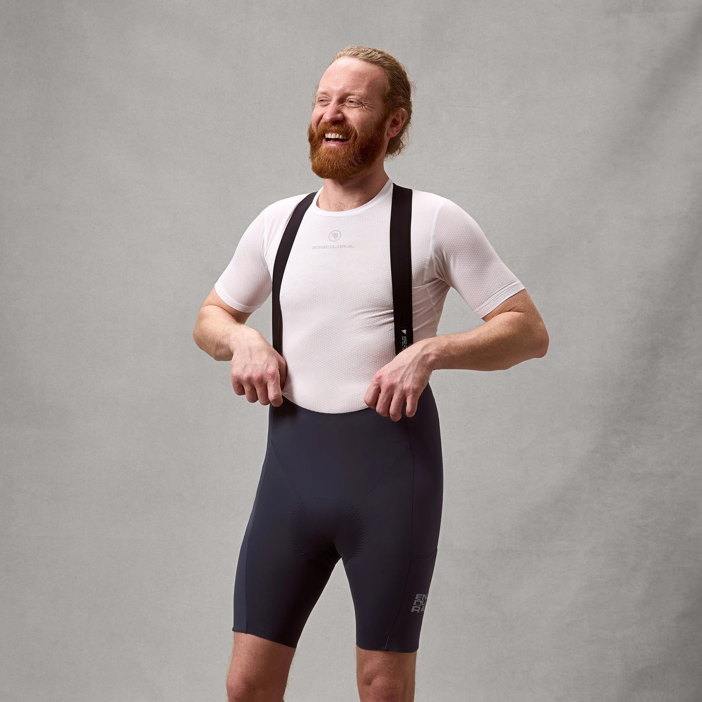 ENDURA ALLTRACK RIDE Carbon Bib Short harmaa ENDURA ALLTRACK RIDE Carbon Bib Short harmaa