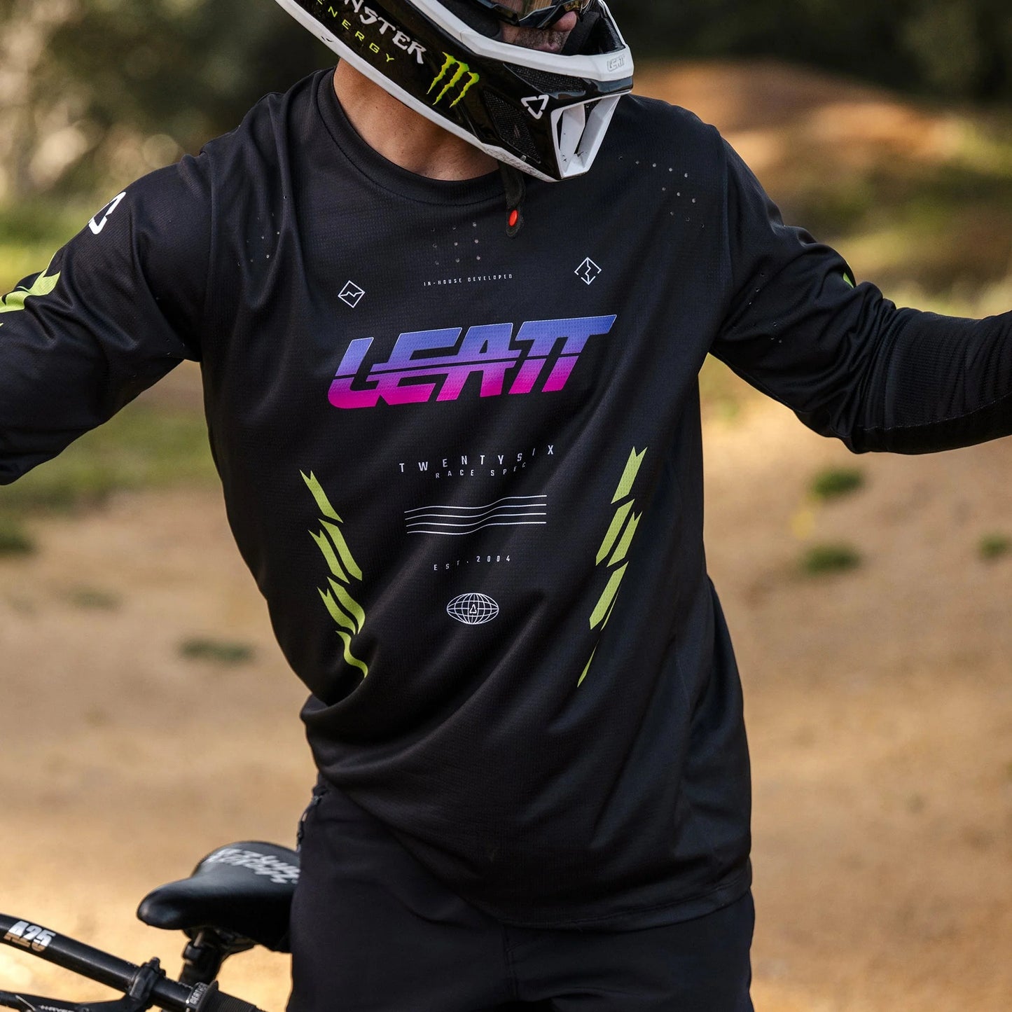 LEATT MTB GRAVITY 4.0 pitkähihainen pelipaita musta/violetti