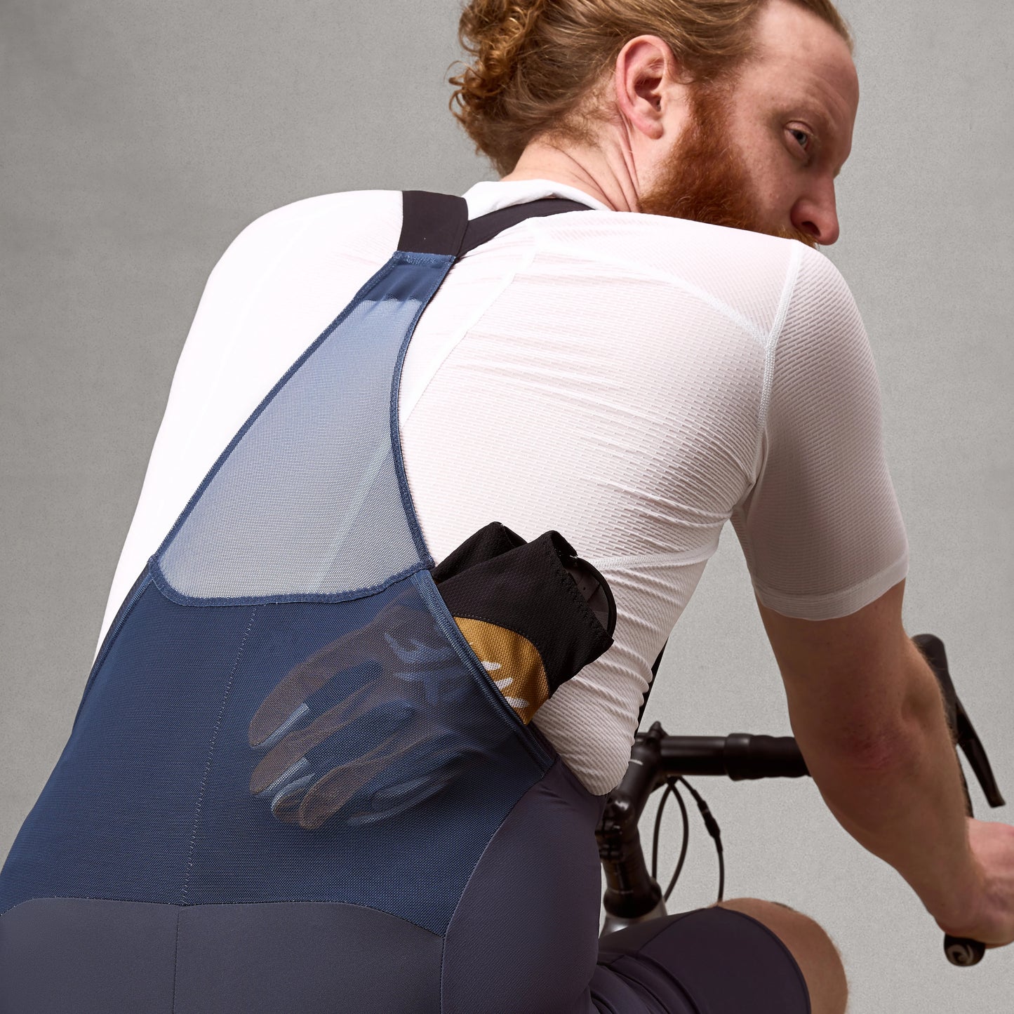 ENDURA ALLTRACK RIDE Carbon Bib Short harmaa ENDURA ALLTRACK RIDE Carbon Bib Short harmaa