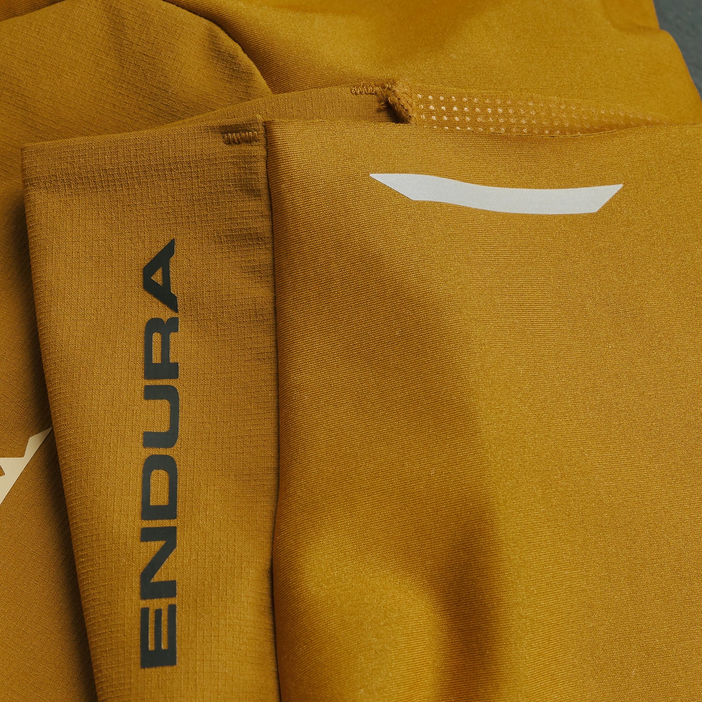 Naisten pronssiset ENDURA ALLTRACK RIDE Bib Shortit
