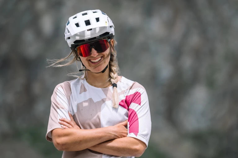 MAVIC MVS SHIELD suojalasit Musta Punainen fotokromaattinen linssi