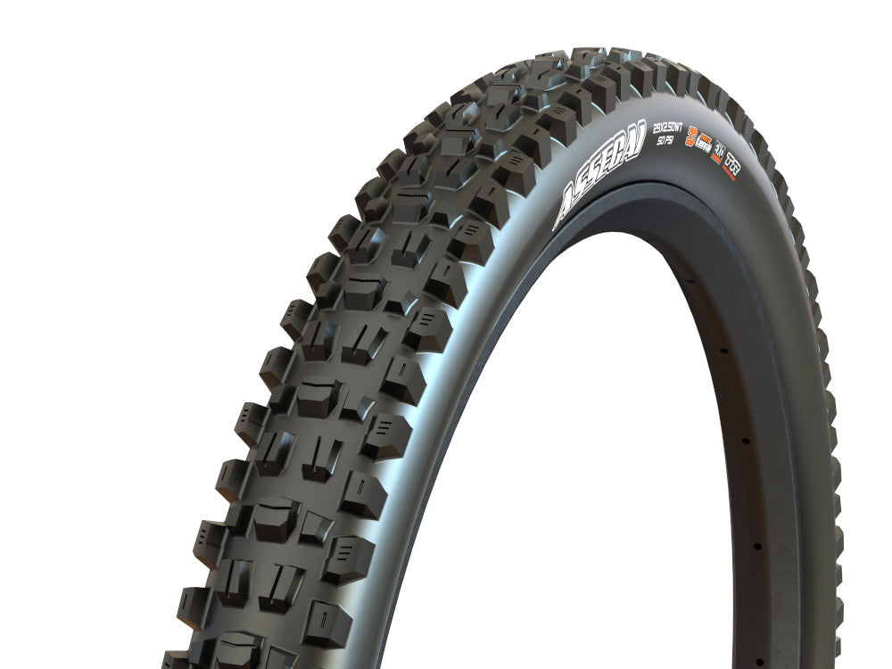 MAXXIS ASSEGAI 29x2.50 WT DH E50 3C MaxxGrip Tubeless Ready Pehmeä musta rengas MAXXIS ASSEGAI 29x2.50 WT DH E50 3C MaxxGrip Tubeless Ready Pehmeä musta rengas