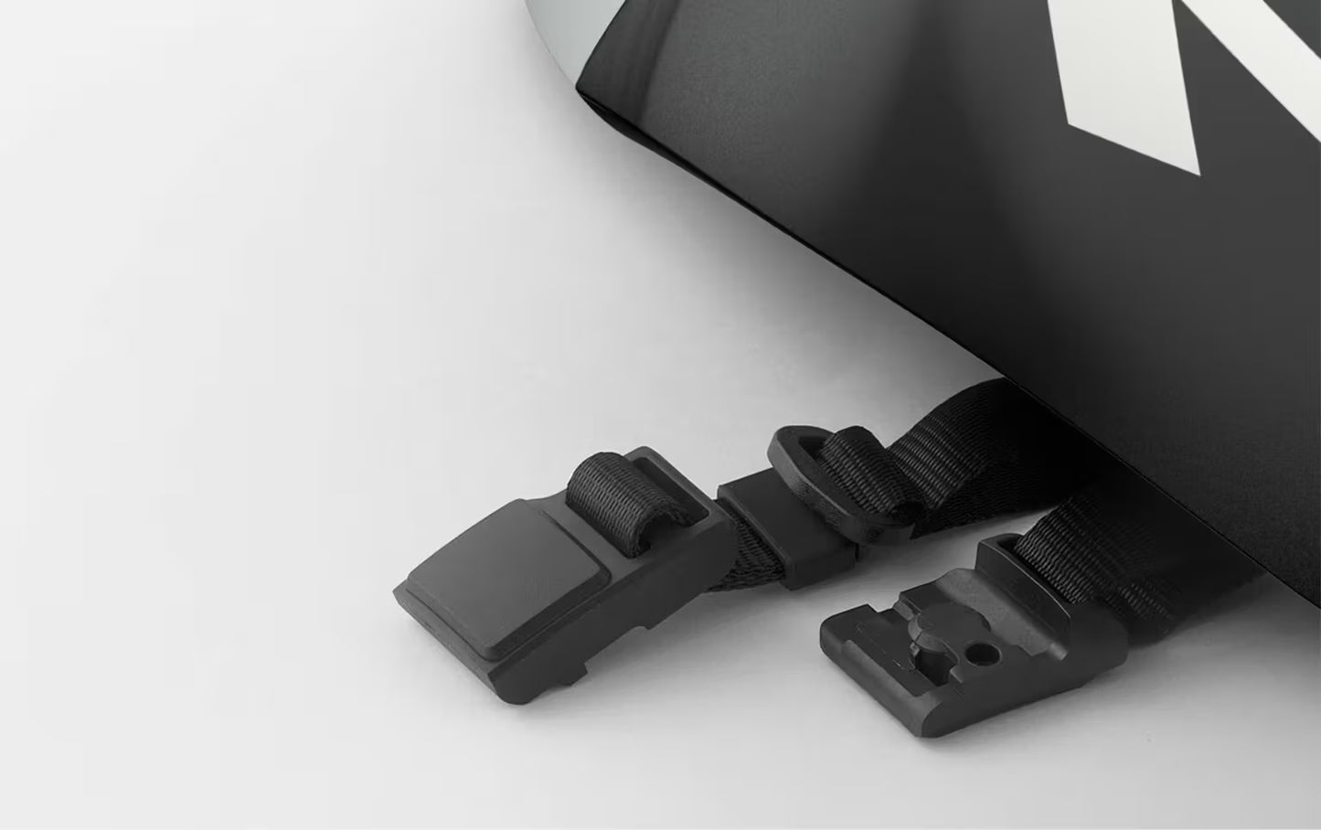 MET CODATRONKA maantiekypärä valkoinen