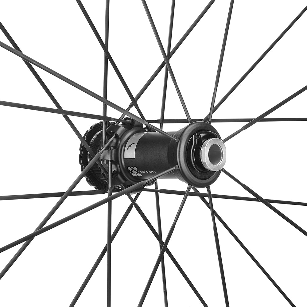 Pari FULCRUM SHARQ GR 2WF C30 AFS 2WF -pyörää.