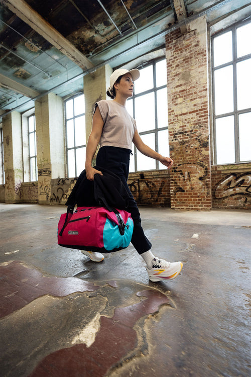 Matka duffeli laukku ORTLIEB DUFFLE LITE Cyber Blue / Pinkki