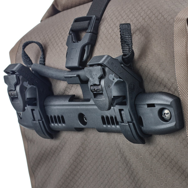 Pari ORTLIEB GRAVEL PACK 29 L matkatavaroiden kuljetuslaukkuja harmaa