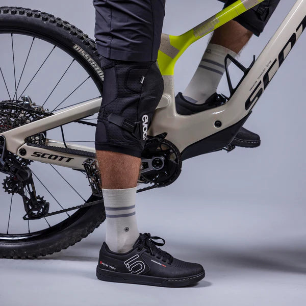 EVOC PROTECTOR LS FLEX ENDURO polvisuojat
