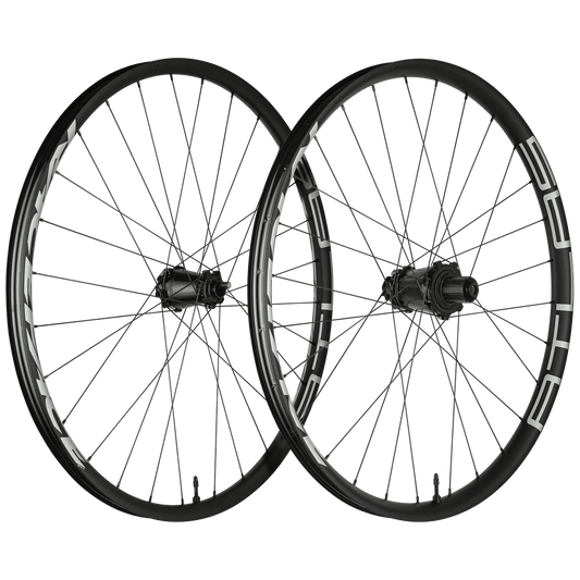 Pari RACE FACE ATLAS 29'' pyörää 12x150-157mm/20x110mm