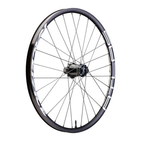 RACE FACE ATLAS 27.5" etupyörä 20x110 mm akseli