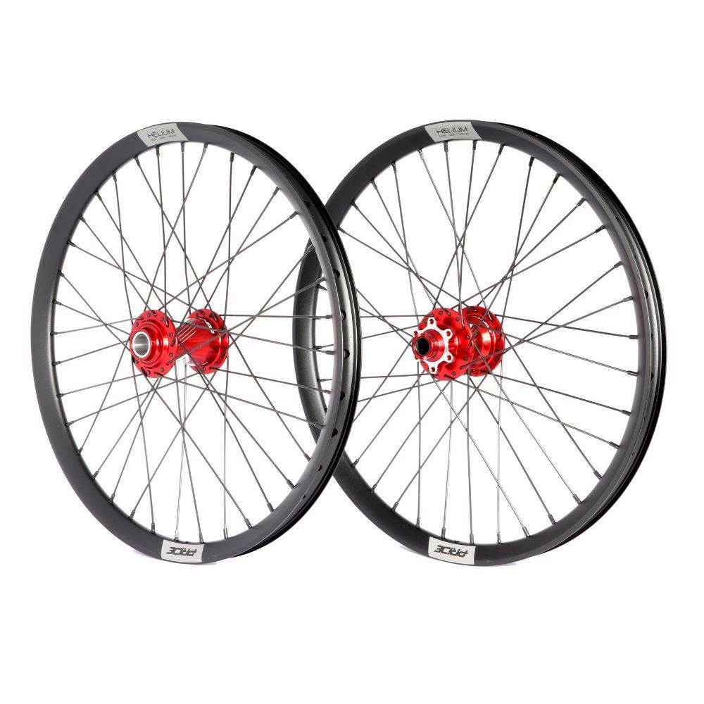 PRIDE 20" (406mm) Control V2 Disc Helium M24 Axes 20/15mm -pyöräpari Punainen