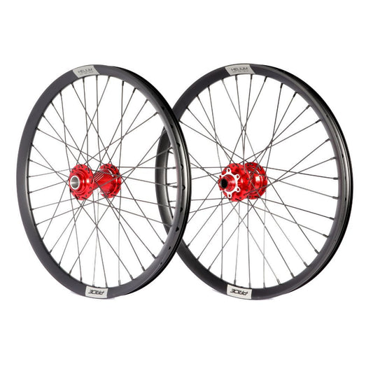 PRIDE 20" (406mm) Control V2 Disc Helium M24 Axes 20/15mm -pyöräpari Punainen