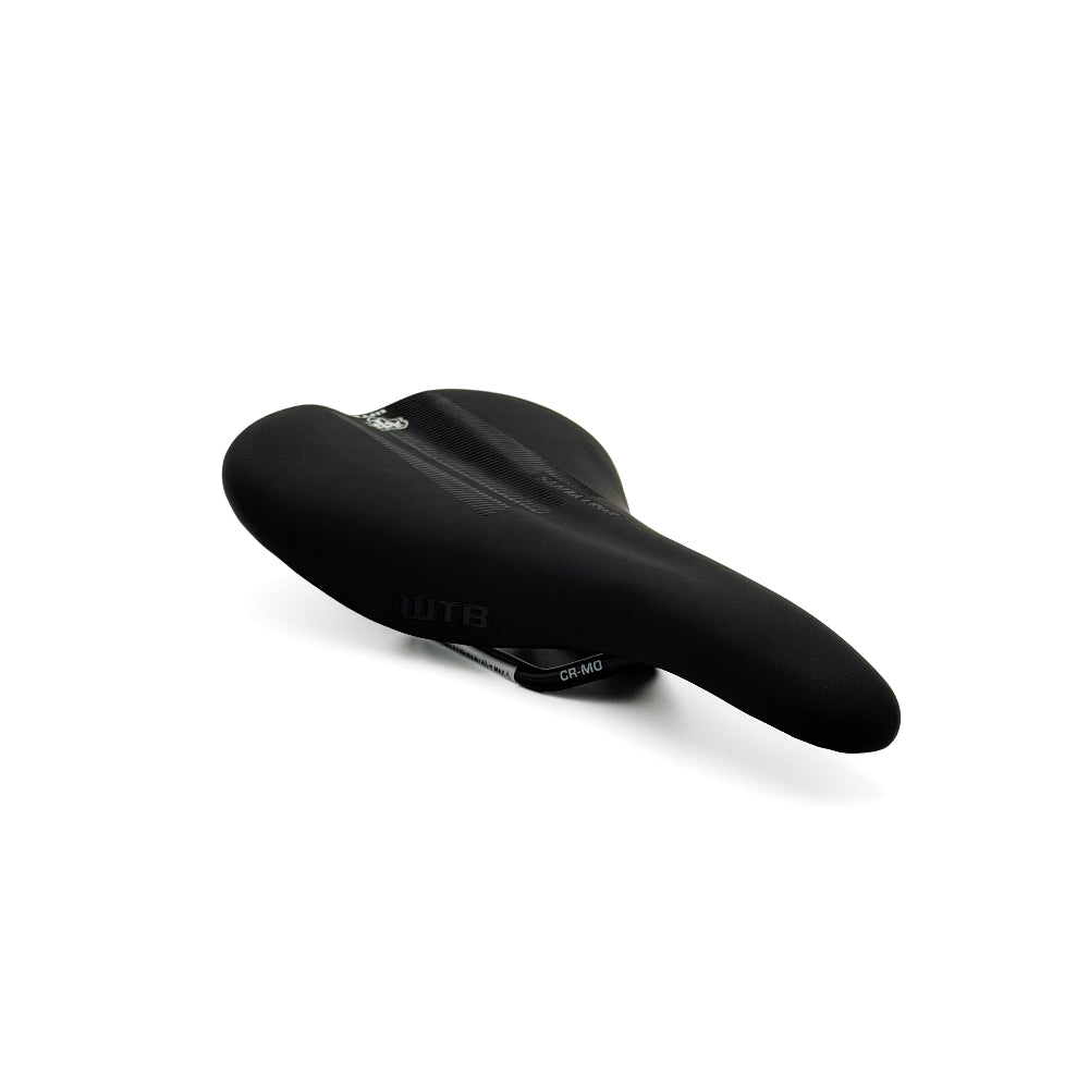 WTB SILVERADO RACE -satula, Santa Cruz Edition, 142 mm, kromikiskot