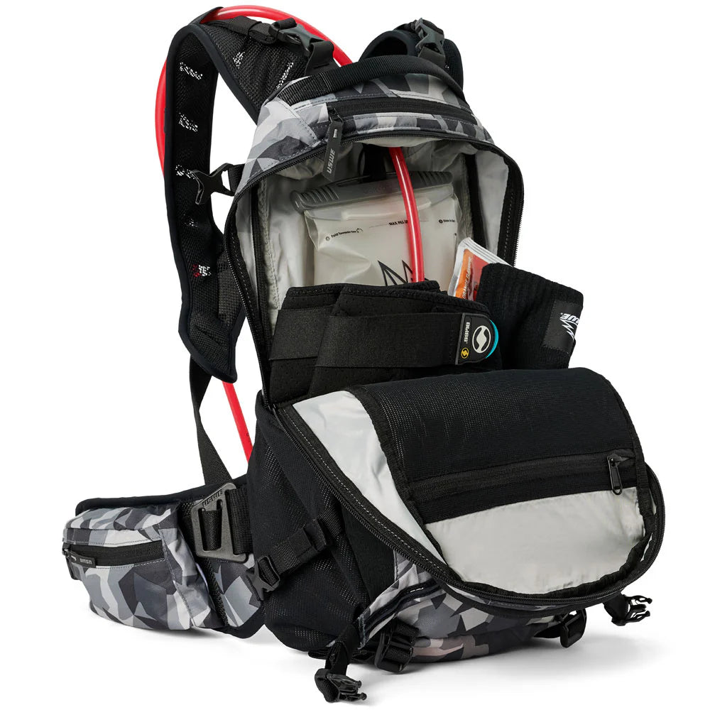 USWE SHRED 16 L Camo -reppu