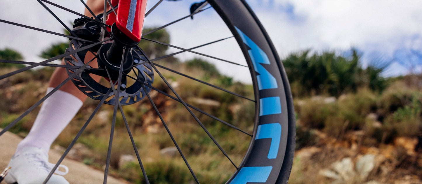 Pari MICHE DEVA RD 52 Tubeless Ready pyörät (Center Lock) hopea