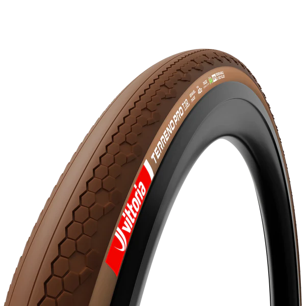 VITTORIA Terreno Pro T10 Hardpack 700x45c Gravel Race Natural Tubeless Ready Soft Beige Q2 2025 -rengas, pehmeä beige