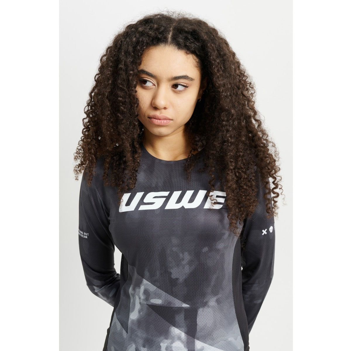 USWE LUFTIG Naisten pitkähihainen MTB Jersey Musta