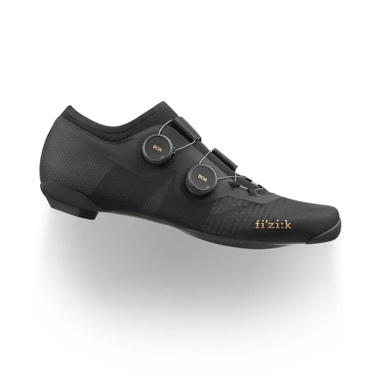 FIZIK VENTO VEGA CARBON -maantiepyöräilykengät, musta