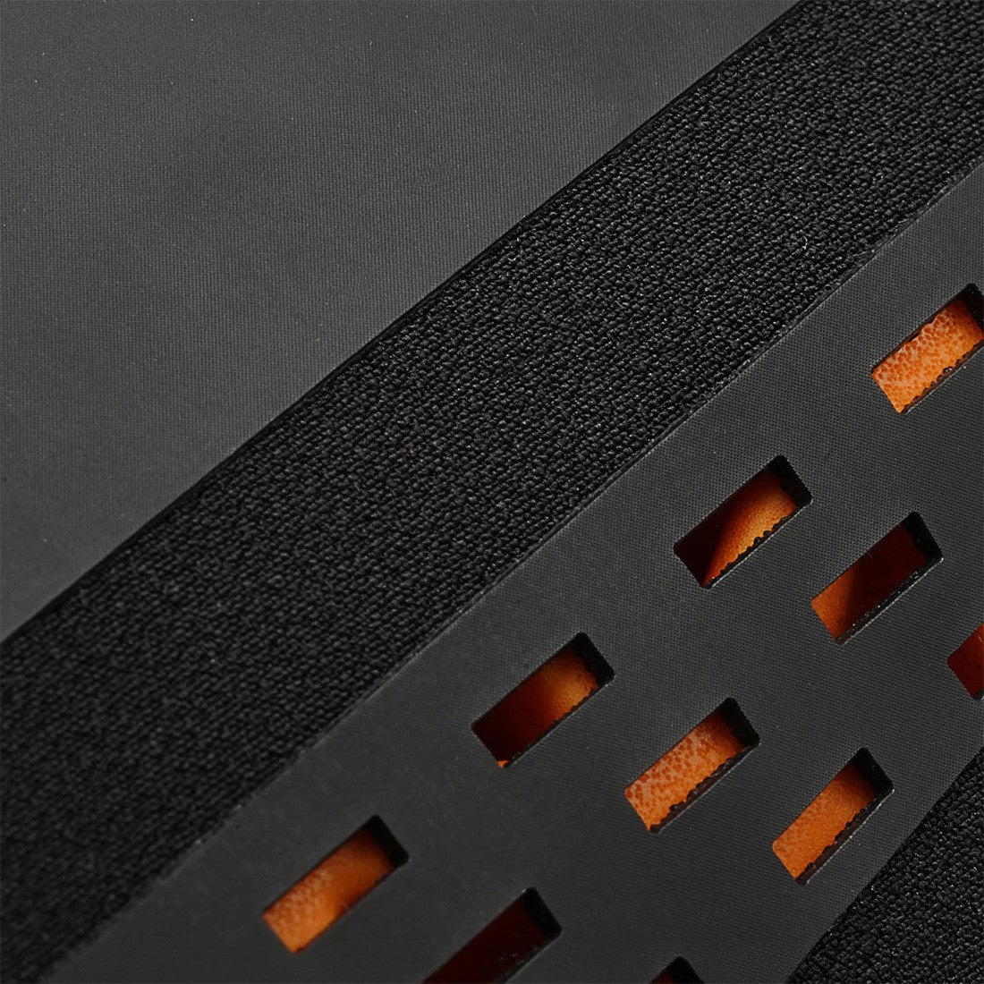 RACER WILD polvisuojat Musta