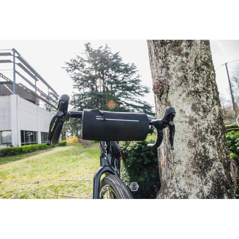 ZEFAL Z-ADVENTURE AERO F2 2.5L ohjaustankolaukku musta
