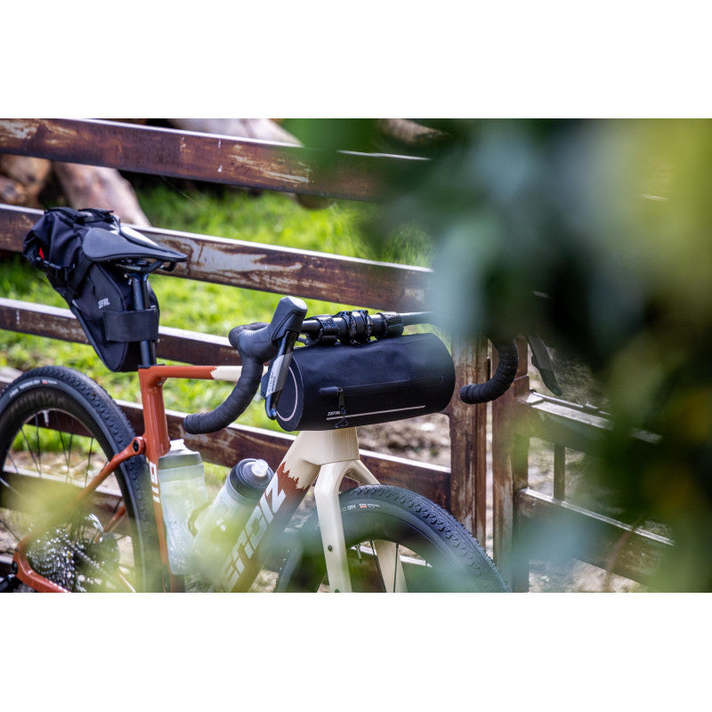 ZEFAL Z-ADVENTURE AERO F2 2.5L ohjaustankolaukku musta